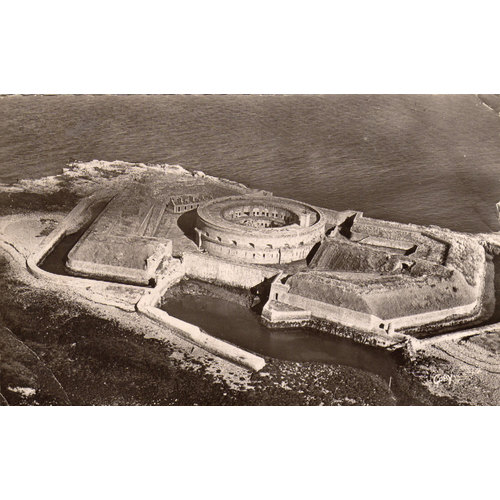 Vue aérienne de l'ile du large en 1956