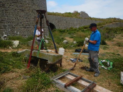 Manutention de blocs de pierre