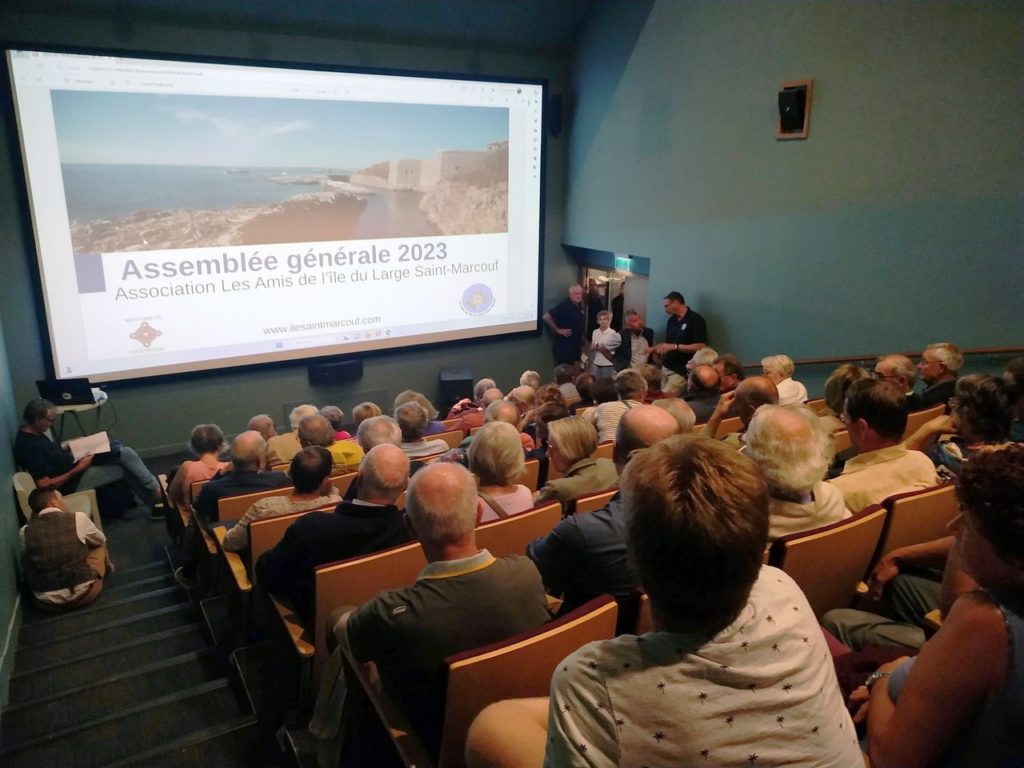 Assemblée générale 2023 de l'association Les amis de l'île du Large Saint Marcouf, au musée du débarquement à Utah Beach